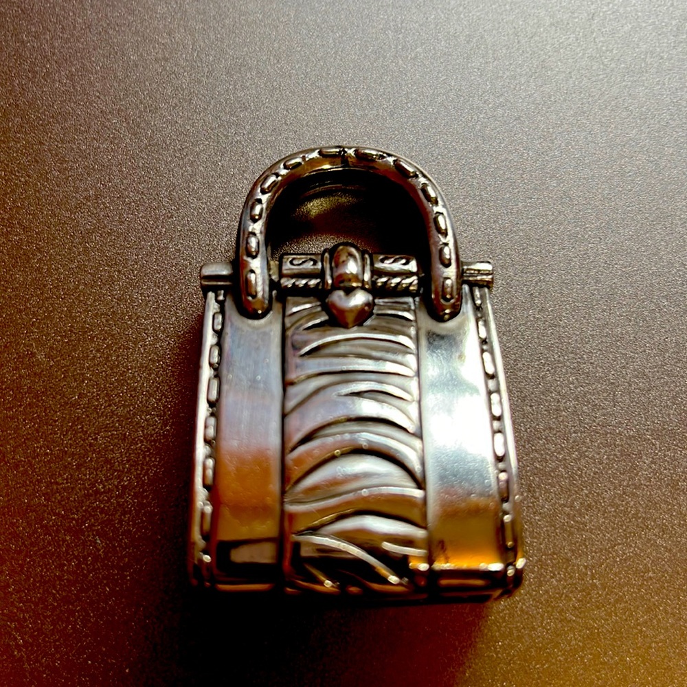 Card holders or paperweight